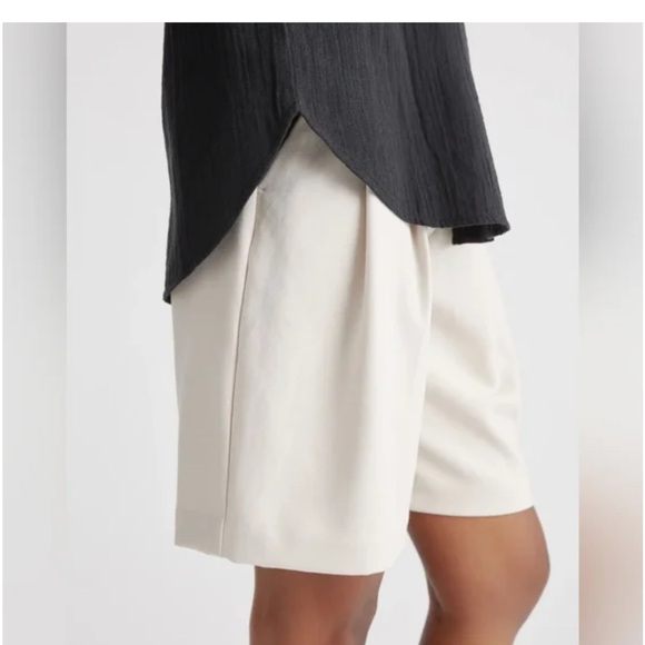 Quince 100% Organic Cotton Gauze Peasant Blouse. Color black - Picture 4 of 10